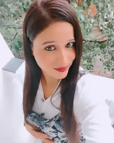 Call Girls in Arera Colony